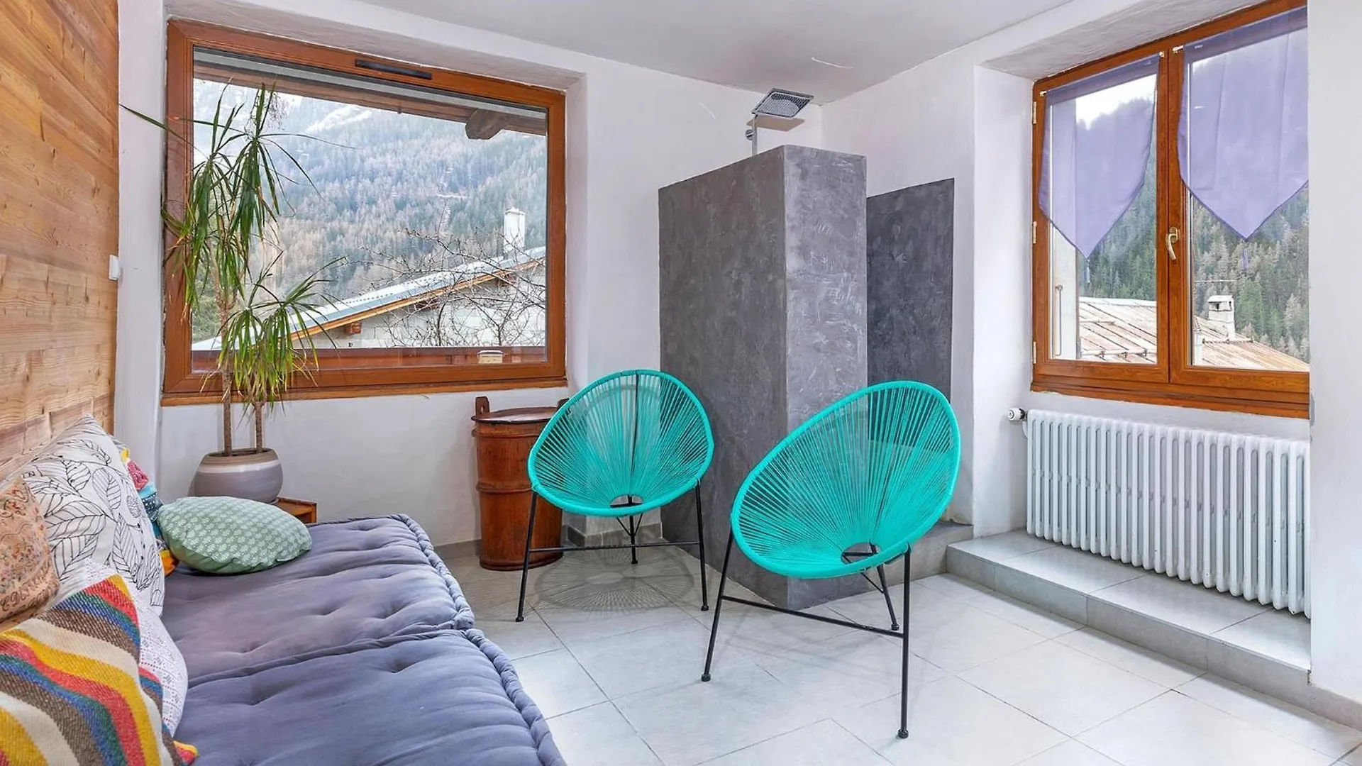 Superb Savoyard Traditional Chalet Located 500 M From The Slopes Peisey-Nancroix